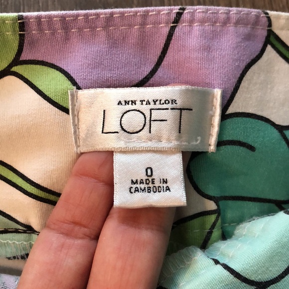 ANN TAYLOR LOFT Floral Print Pocketed Twill Skirt - Picture 3 of 7